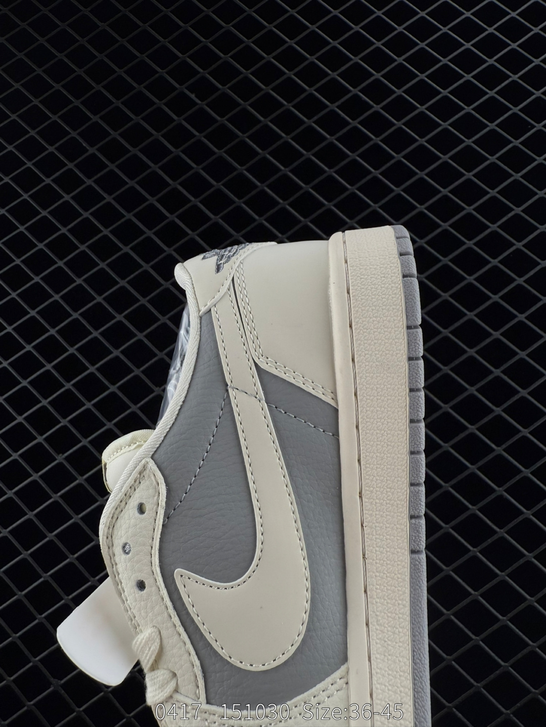 Travis Scott x Air Jordan 1 ” Reverse Mocha “